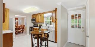 1522 POWELLS TAVERN Place Gallery 16