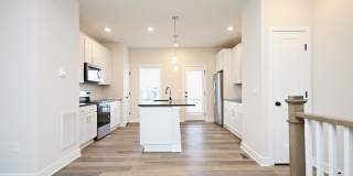 Dog-Friendly Old Trail Townhome Gallery 7