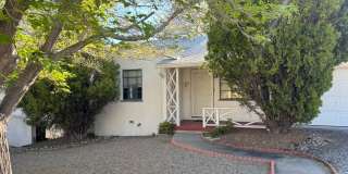 Stunning Nob Hill Bungalow! Gallery 1