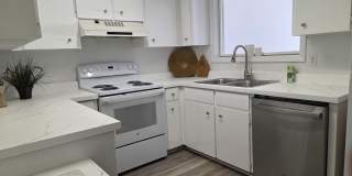 1632 Tudor Ln Gallery 1