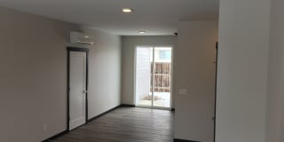 2300 N Landon Lane - Newer Home !! Gallery 6