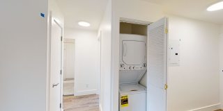 2252 Parker Street Gallery 12