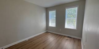 2216 Whittier Avenue - 1 Gallery 15