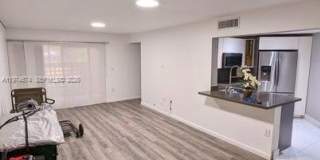 9741 Fontainebleau Blvd Gallery 3