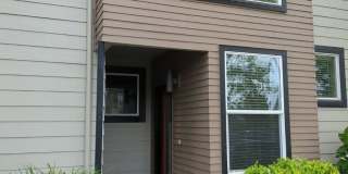 231 W Sumach St *Fresh Paint and New Flooring*Short Walk to Seasonal Farmer's Market and Downtown* Gallery 1