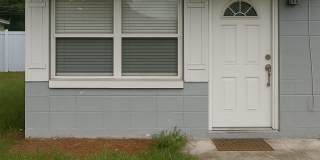 4837 Shoshone Street Gallery 1