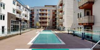 Capitol Towers – Luxury Midrise Gallery 15