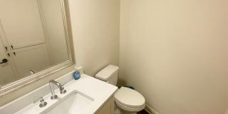 Beautiful 3 bed, 2.5 bath home for rent in the heart of Madison! Gallery 11