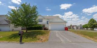 3 Bed, 2.5 Bath, Single Family Home in Martinsburg, WV Gallery 1