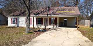 Freshly Remodeled 3BR/2BA with Carport  Spacious Backyard Gallery 1