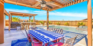 Fully Furnished Pool Home Gallery 37