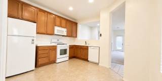 3 Bedroom condo in Lake Elsinore Gallery 5