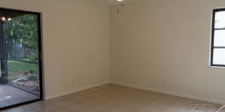 230 SW 1st Street Gallery 10