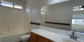 3 beds, 2 baths, 1,442 sqft Gallery 9