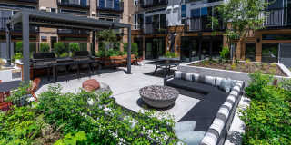 Eastline Grand Gallery 54