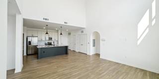 Colina Hillside Gallery 78