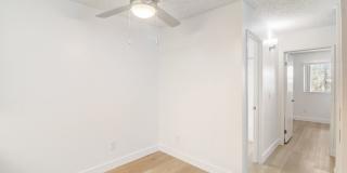 Valle at Canyon Gallery 14