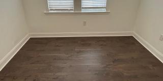 1911 72ND Avenue Gallery 12