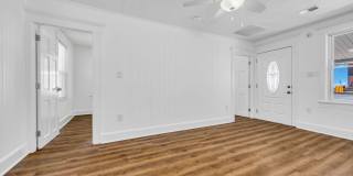 103 17th Avenue Gallery 29
