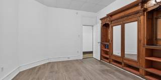 4011 PINE Street Gallery 26