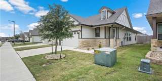 827 Mineral Wells Lane Gallery 3
