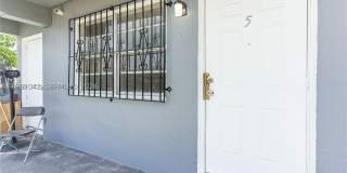1445 NW 2nd Ave Gallery 6