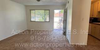 Central Roseville: 2 Bedroom 1 Bathroom Single Level, Large Living Room Central Heat and Air Updated Kitchen and Bathrooms Gallery 10