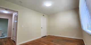 Charming three-bedroom, two-bath home in Midtown Palo Alto. Gallery 19