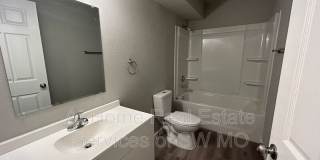 900 S Crutcher Gallery 6