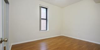 885 N Marshfield Avenue Gallery 10