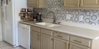 4 bed/3 bath in Gulf Breeze! 4 bed/3 bath in Gulf Breeze! Gallery 5