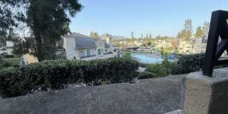 Beautiful Single-Level Condo in Eastlake Shores – Available Now! Gallery 23
