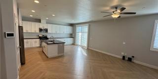 501 Villa Way Gallery 9