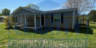 Conveniently located three bedroom home! Gallery 1