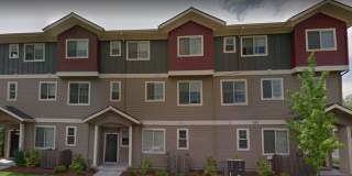 (919) Triplex Townhome - 2 Bed / 2.5 Bath w/Bonus Room Gallery 2