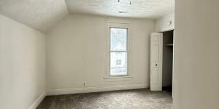 HOUSE...LARGE 3 Bedroom 2 Bath Gallery 15
