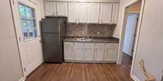 Charming 4BR Home with Large Yard Gallery 4