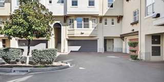 Beautiful Upgraded Townhome: 1,676 sqft, 2-Car Garage + Iron Horse Trail Access Gallery 1