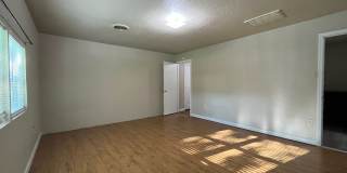 Spacious 3 Bed, 2 Bath Tulsa Home — 728 N Marion Ave Gallery 15