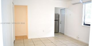 1035 SW 4th St Gallery 3