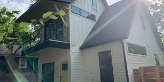 403 W Monroe St Gallery 1