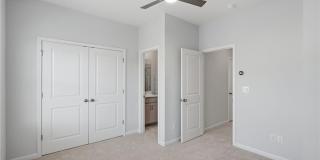 1422 Creekside Circle Gallery 19