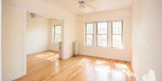 5109 North Winchester Avenue Gallery 1