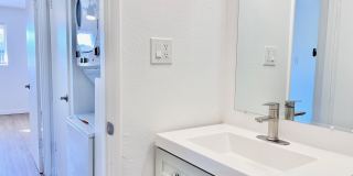 2025 E Turney Ave Gallery 25