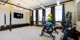 Callista Hill Country Apartments Gallery 18