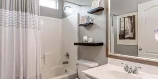 401 Peoria Boulevard Gallery 21