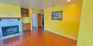 Spacious and bright Hawthorne front house Gallery 9