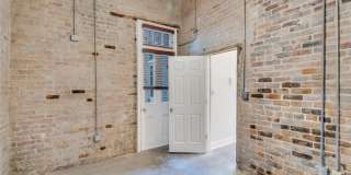 438 DAUPHINE Street 1A Gallery 17