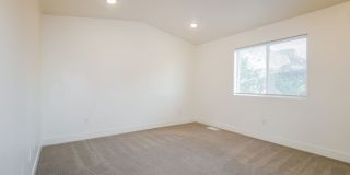 Spacious 3 Bed, 2.5 Bath Pet-Friendly Home with Central Air & Carport Parking! - Available on May 11th! Gallery 9