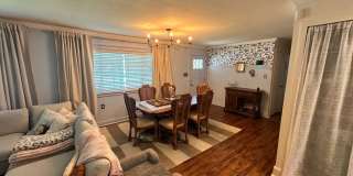 3 BED | 2 BATH | GATED BACKYARD | TWO CAR DRIVEWAY | DAFFIN PARK Gallery 5